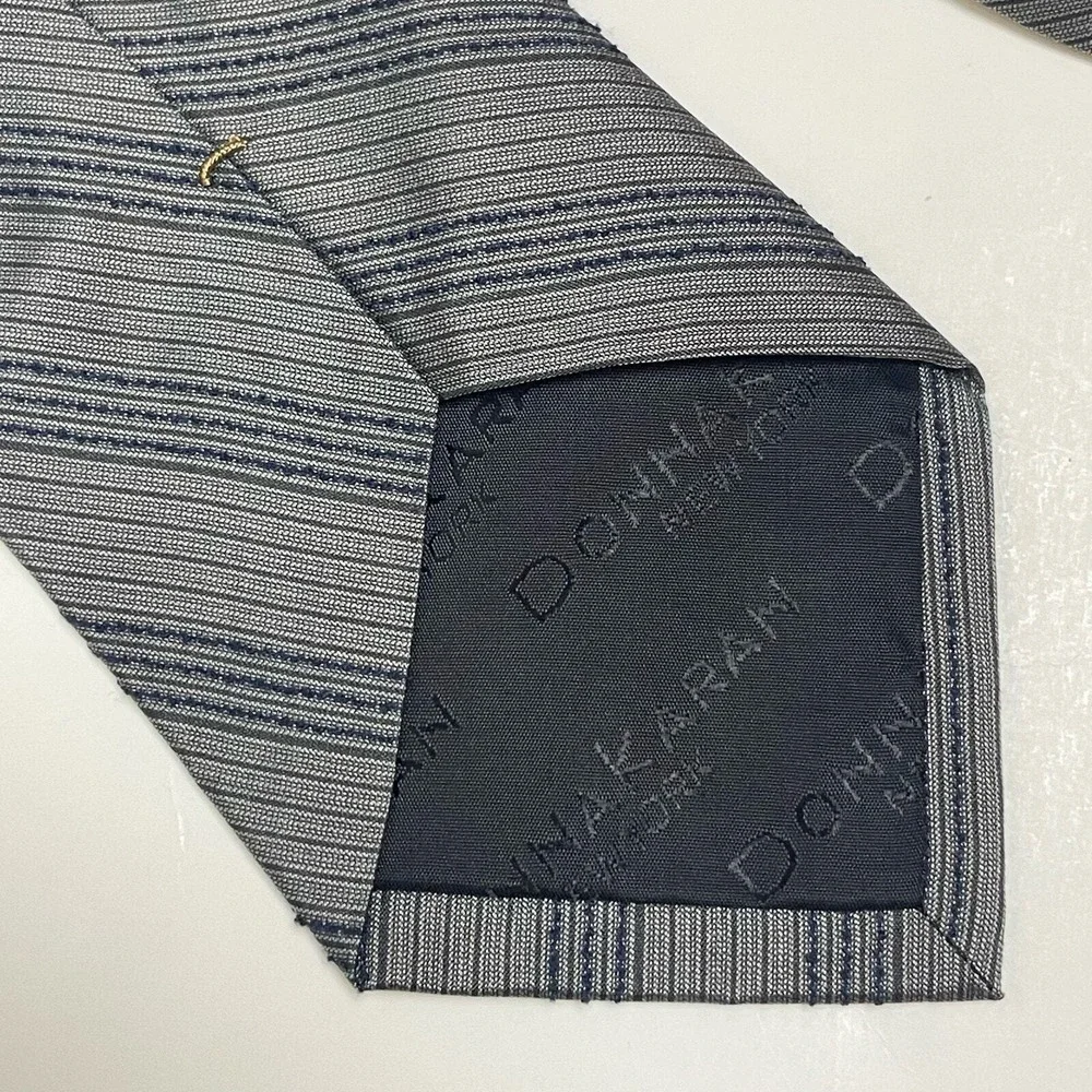 Donna Karan‎ Signature Necktie Gray Black Striped